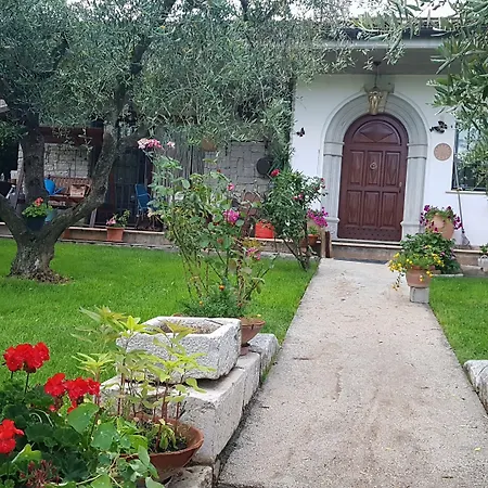 Villa Maria Paola Resort - Bed&Breakfast Isernia-3